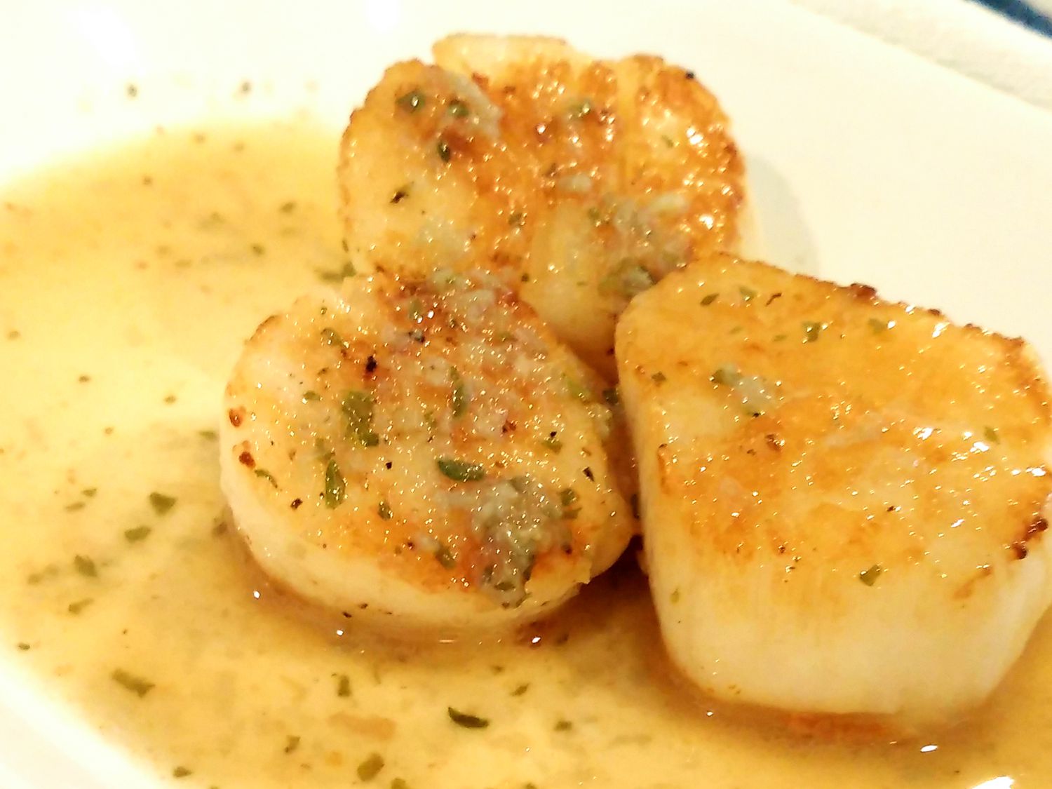 Garlic Lemon Butter Sous Vide Scallops