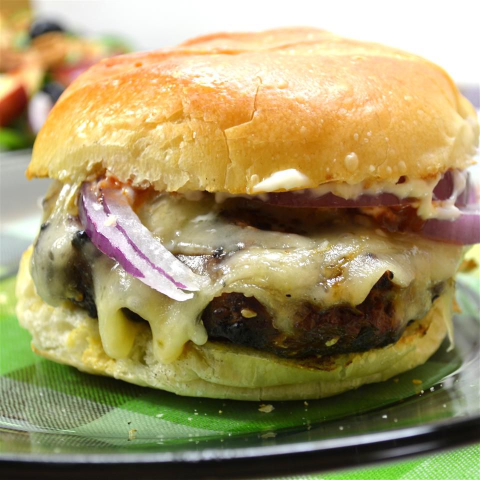 Garlic Onion Beef Burgers