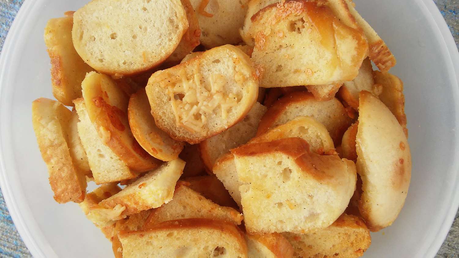 Garlic Parmesan Bagel Chips