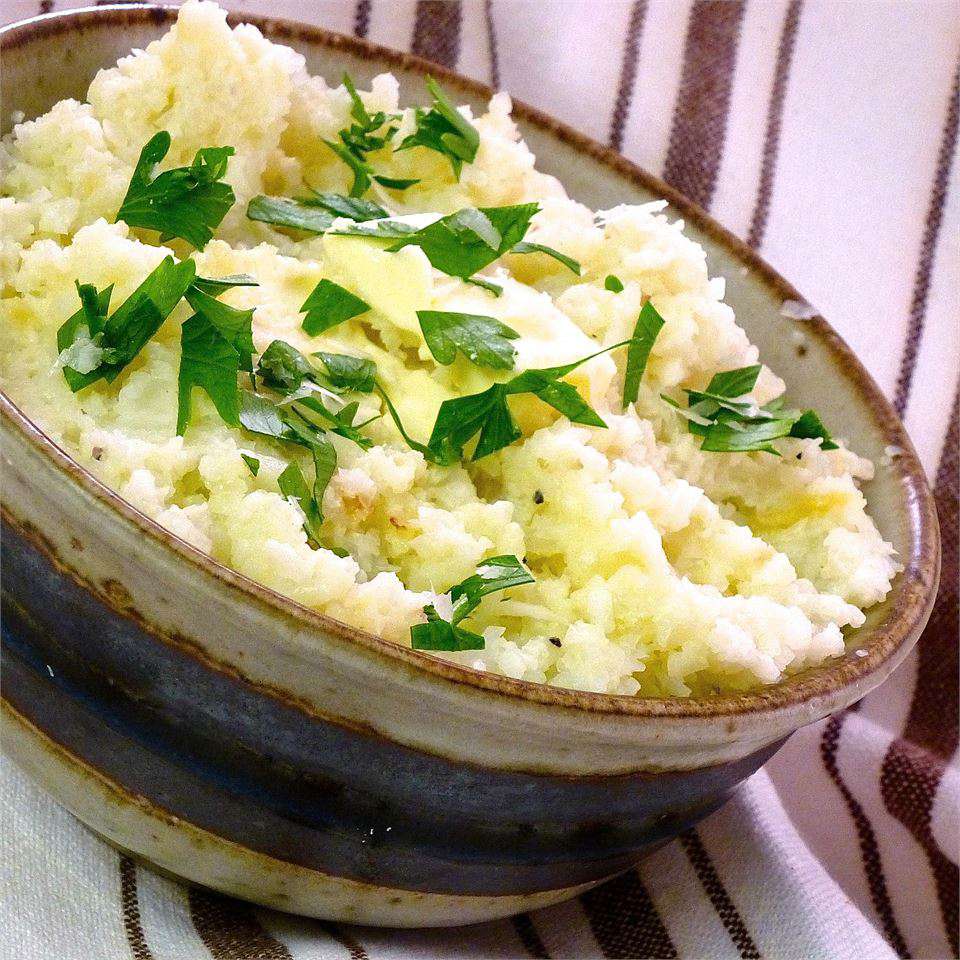 Garlic Parmesan Mashed Cauliflower