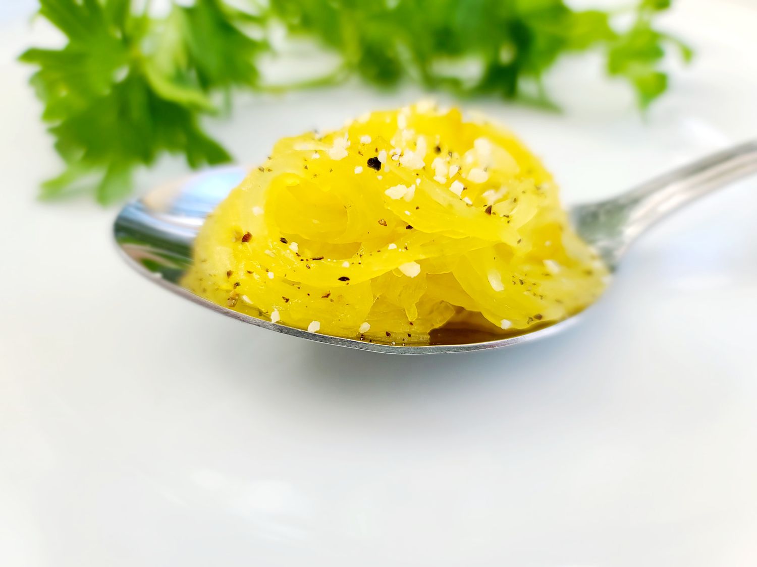 Garlic Parmesan Roasted Spaghetti Squash
