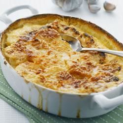 Garlic Parmesan Scalloped Potatoes