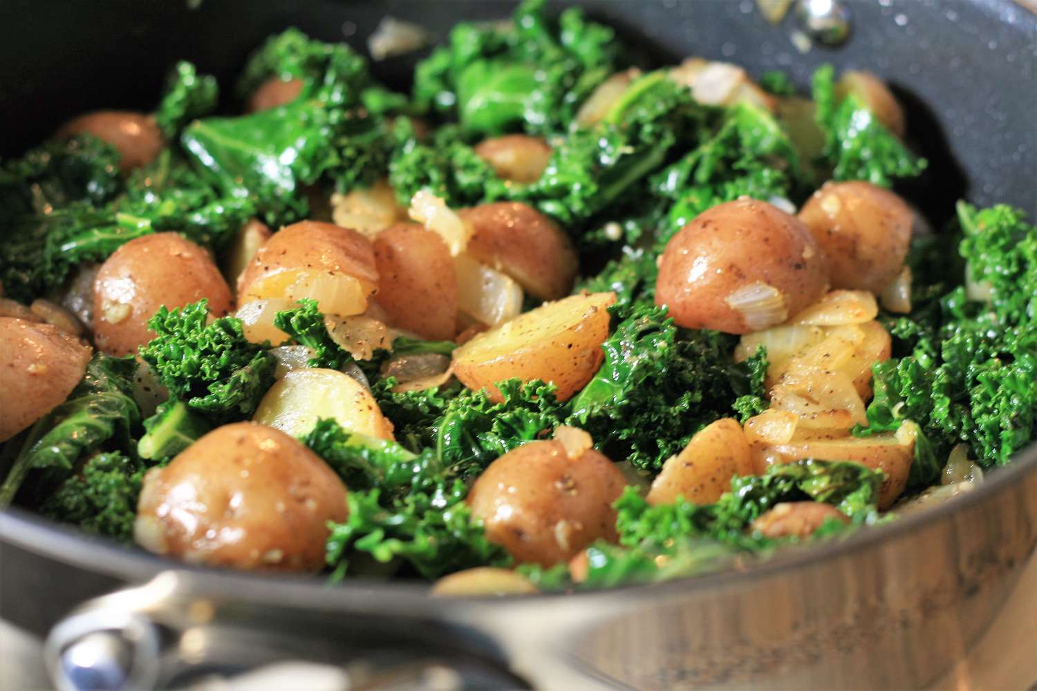 Garlic Sautéed Potatoes and Kale