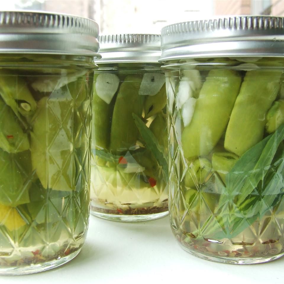 Garlic Tarragon Pickled Peas