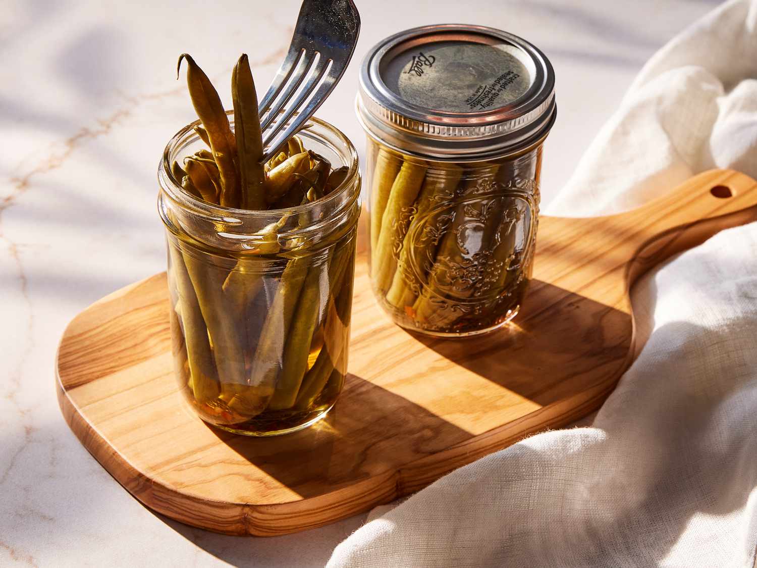 Garlicky Pickled Green Beans