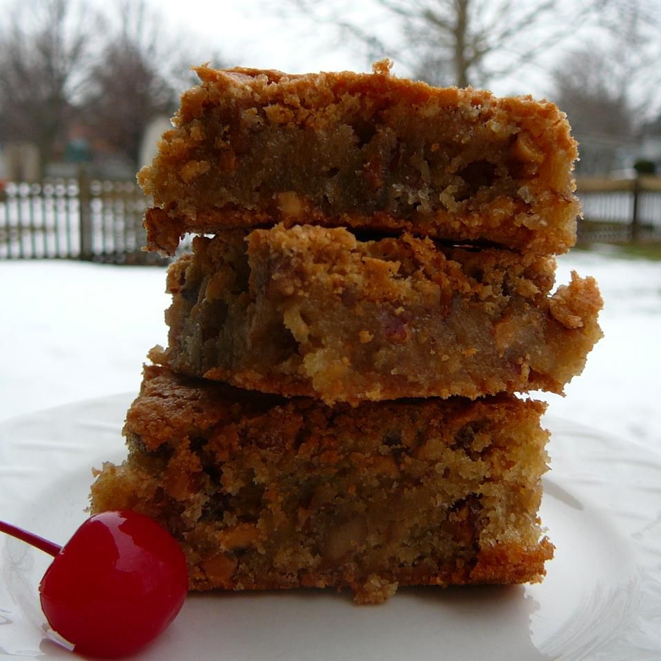 Georgia Pecan Cornbread Cake