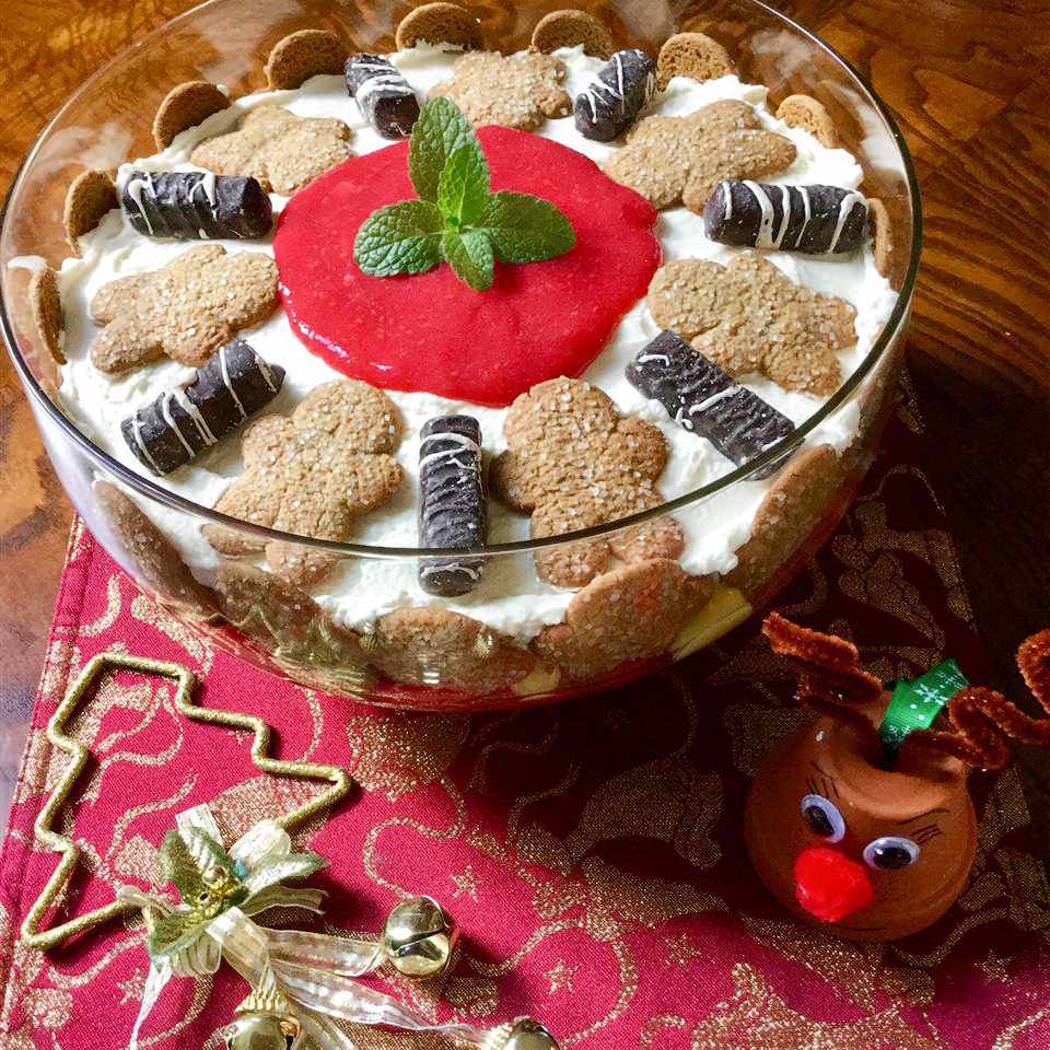 Gingerbread Eggnog Trifle