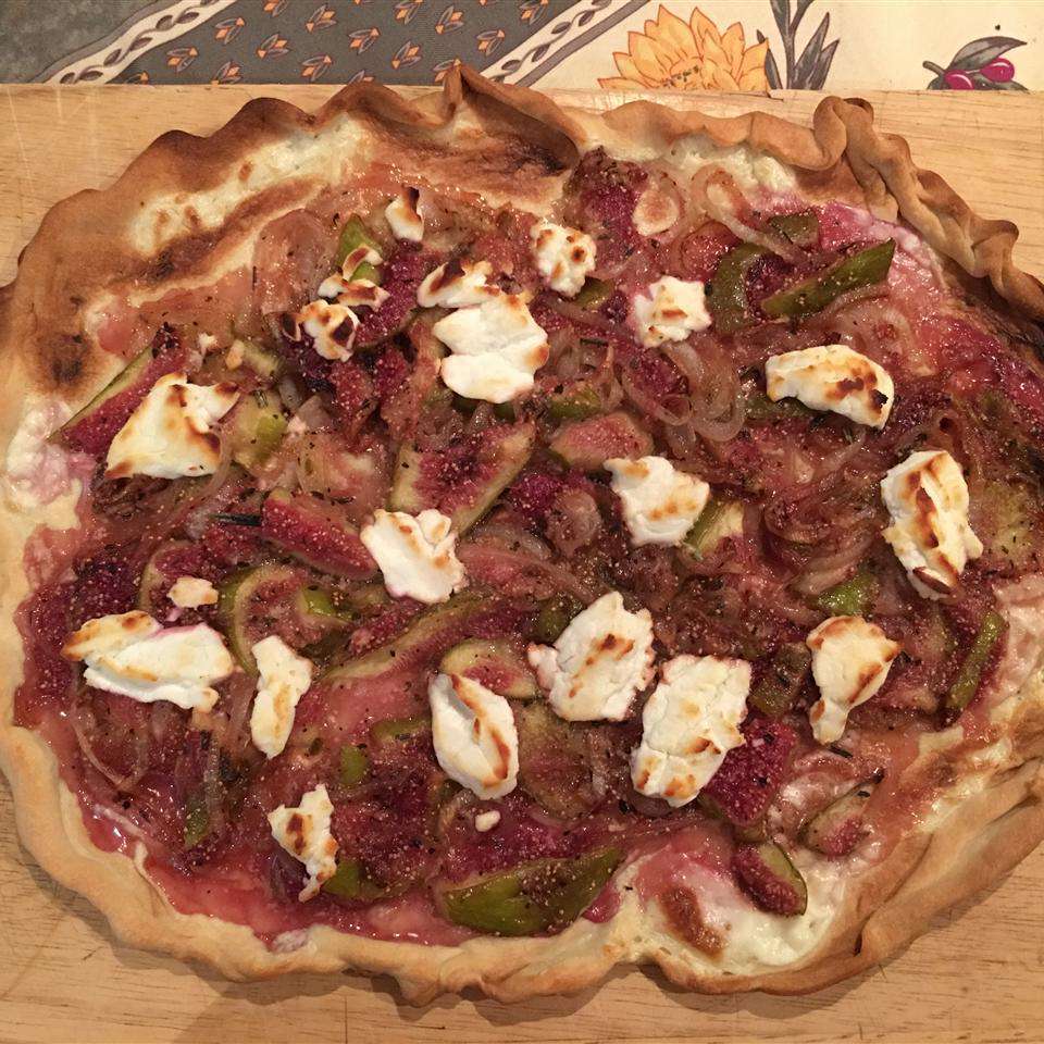 Goat Cheese and Fig Flatbread