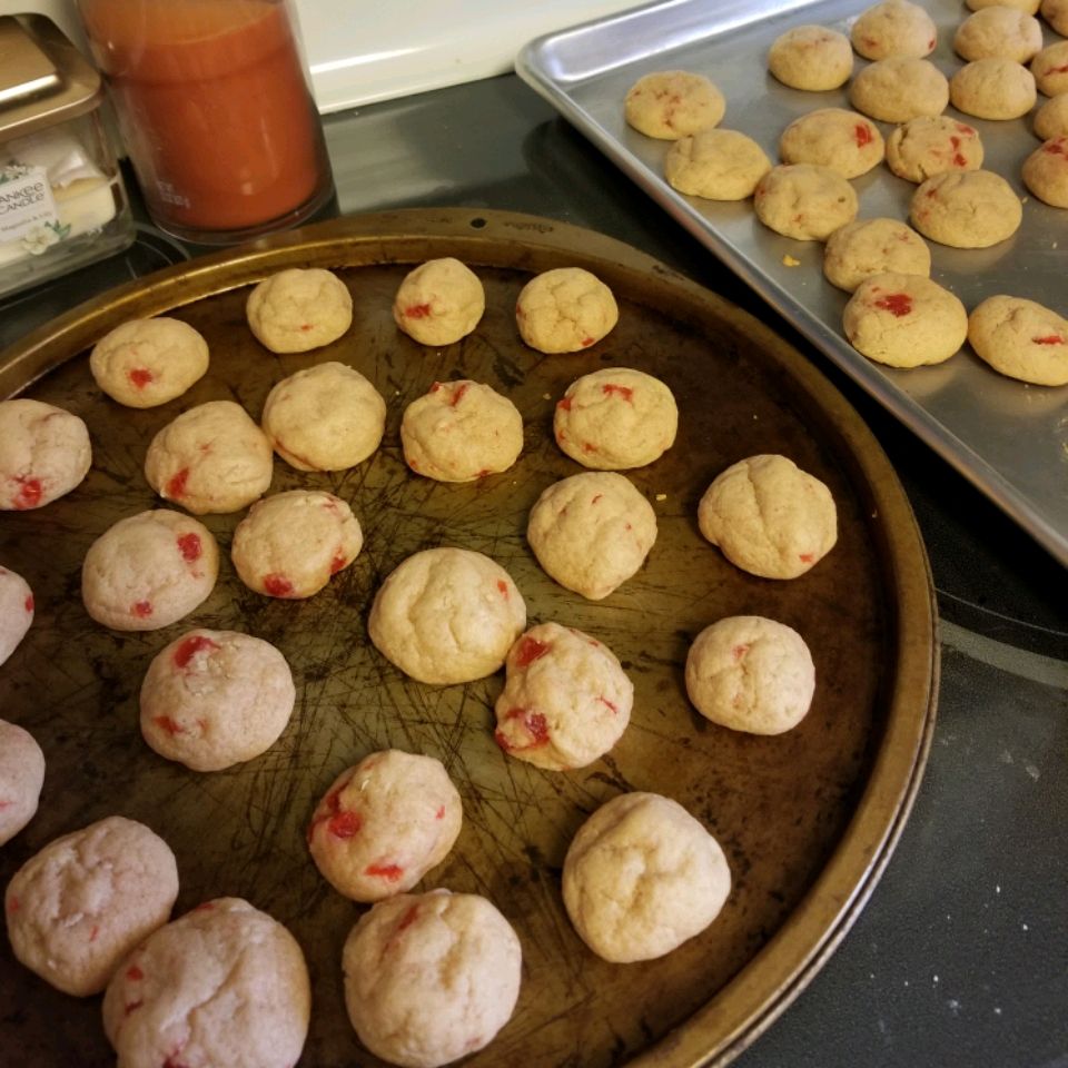 Grandma's Holiday Icebox Cookies