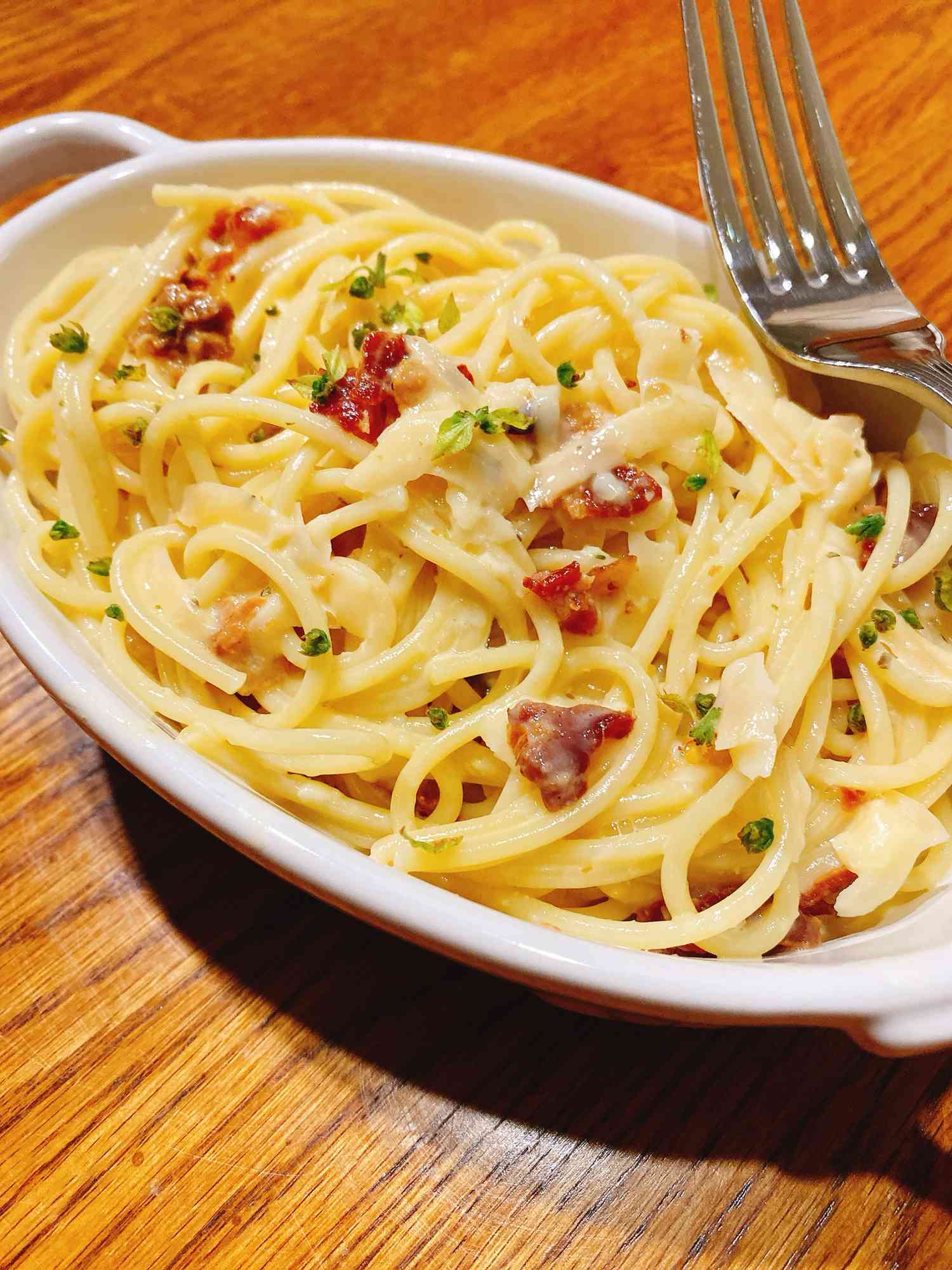 Greek Yogurt Pasta Carbonara