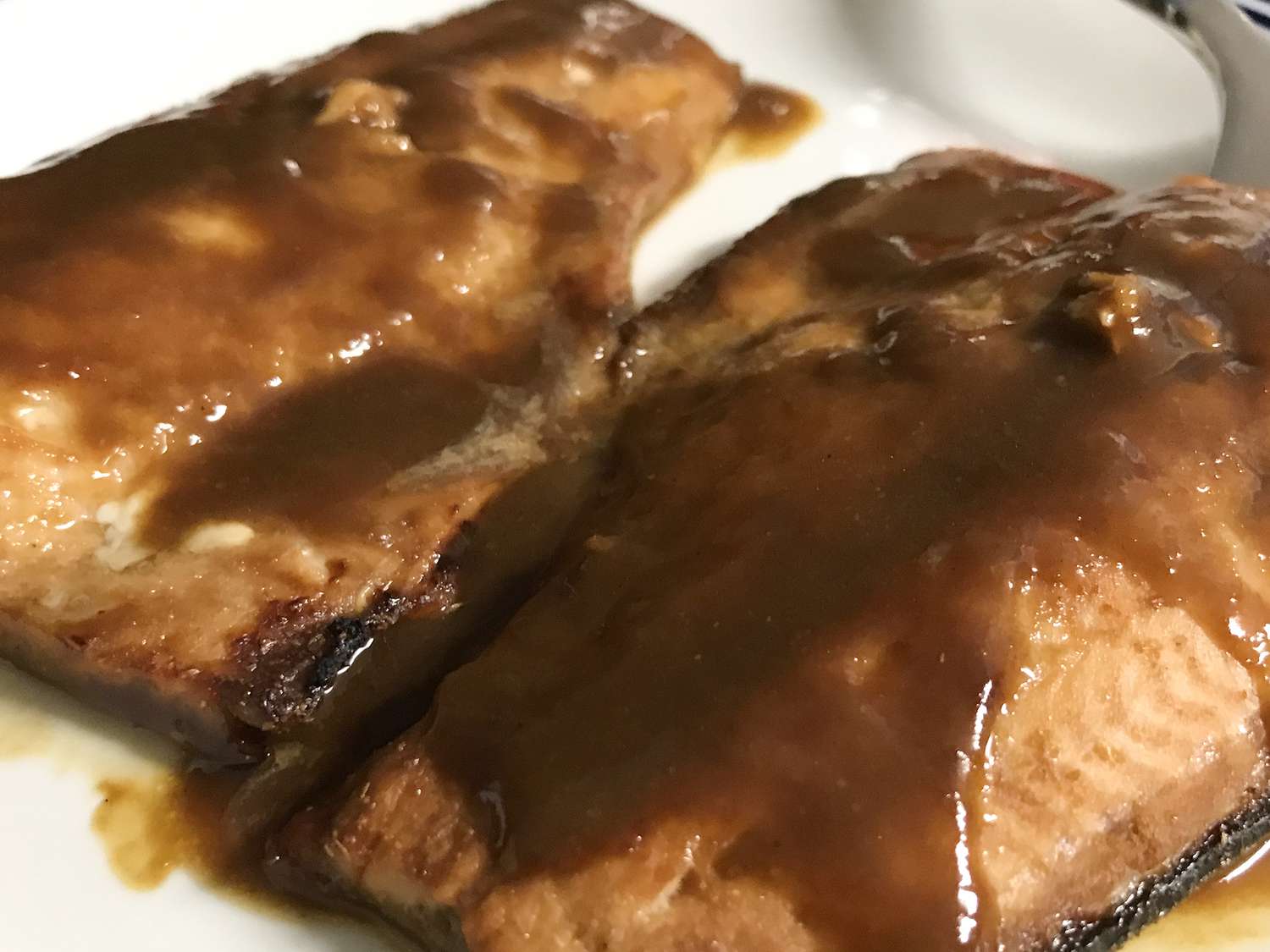 Grilled Mackerel with Japanese Flavors
