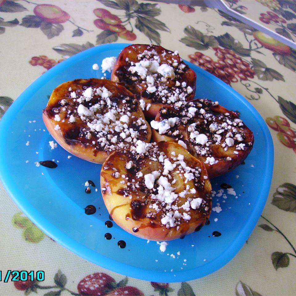 Grilled Peaches with Blue Cheese