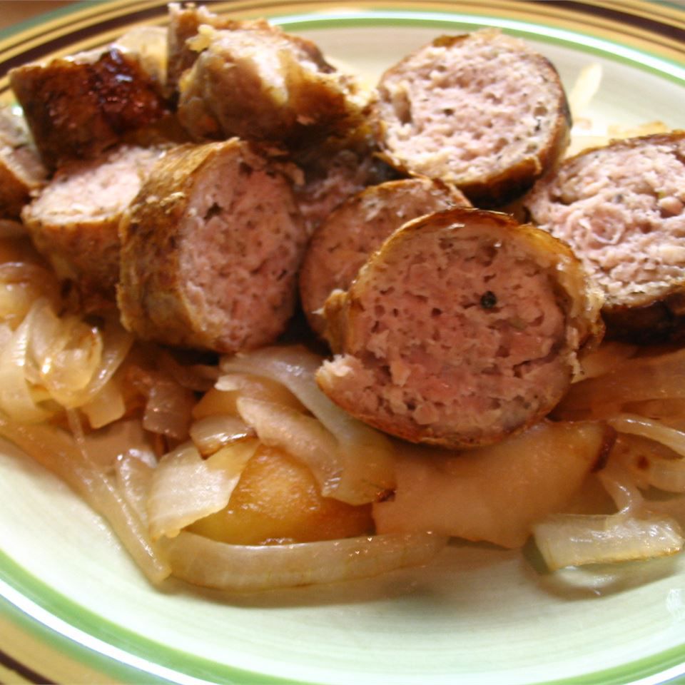 Grilled Sausages with Apples and Onions