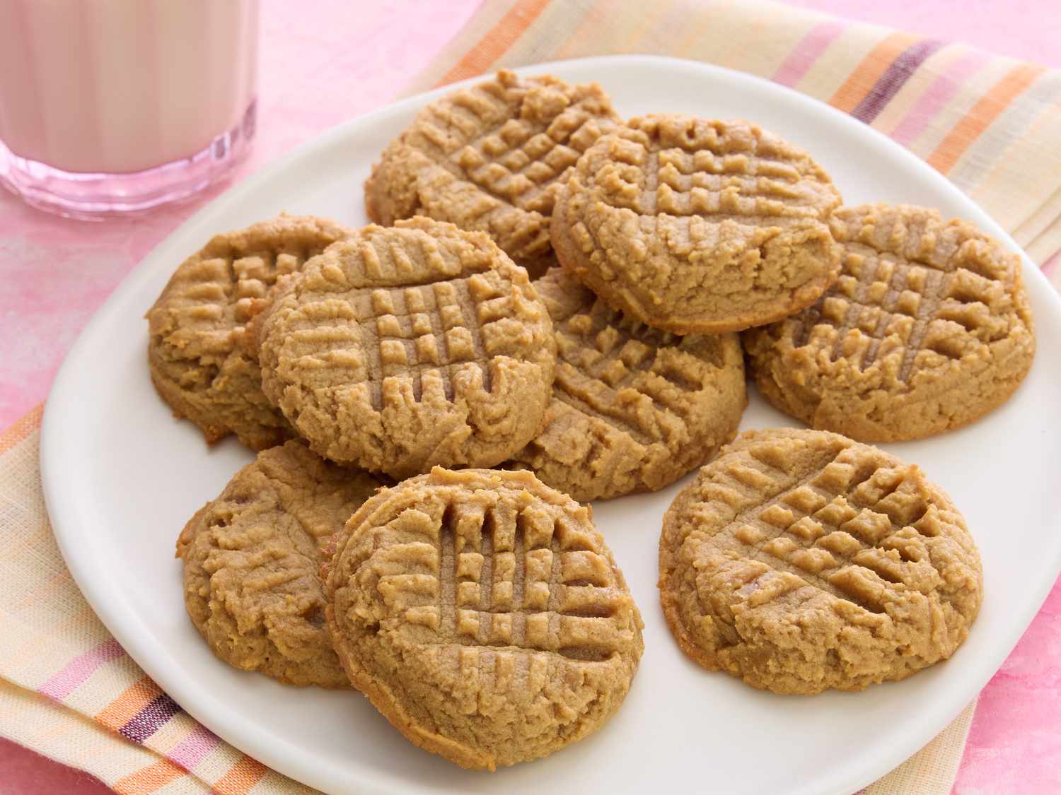 Guilt-Free 4-Ingredient Keto Peanut Butter Cookies