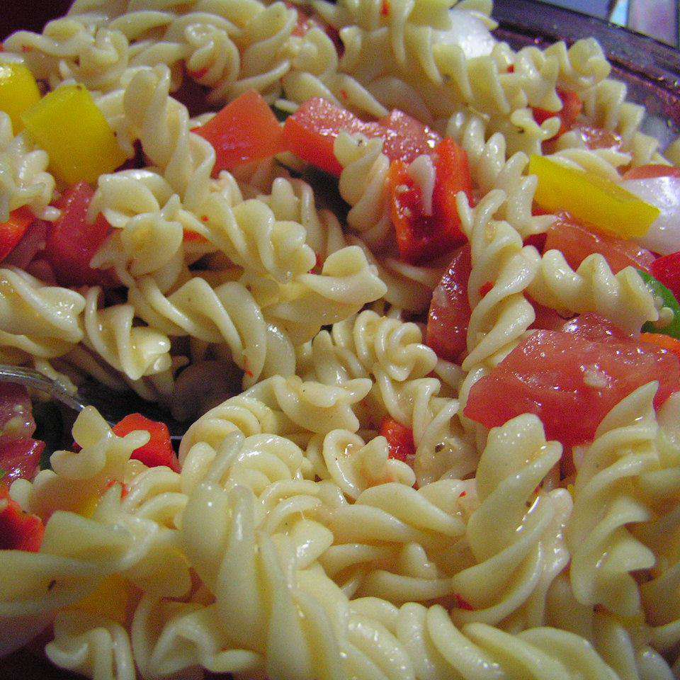 Healthy Italian Veggie Pasta Salad