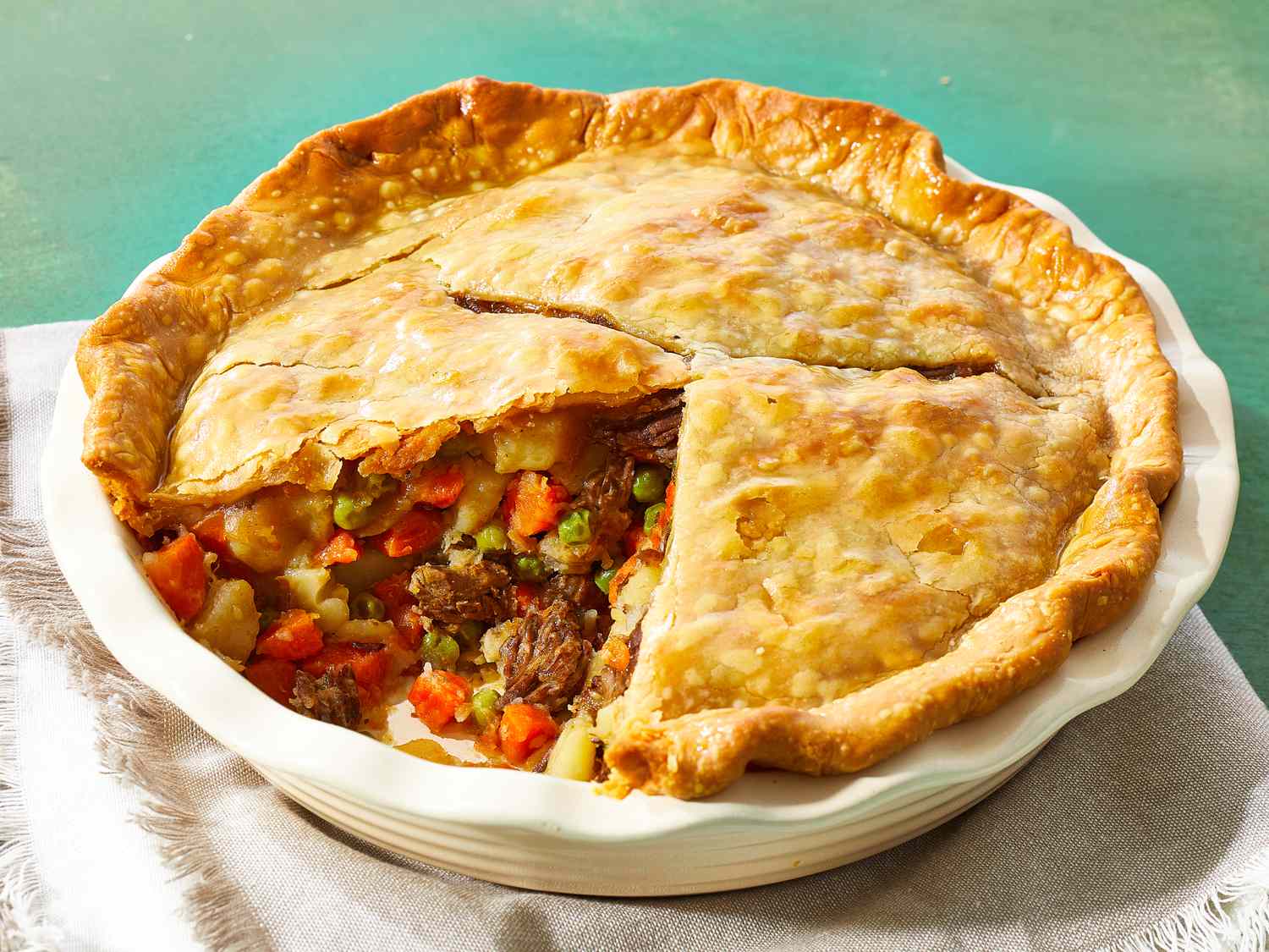 Hearty Beef Pot Pie with Vegetables and Homemade Gravy