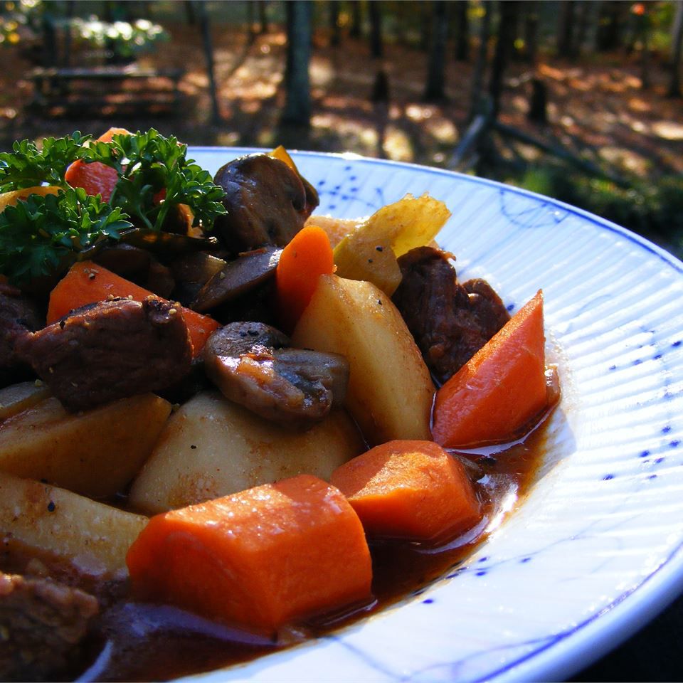 Hearty Make-Ahead Slow Cooker Beef Stew