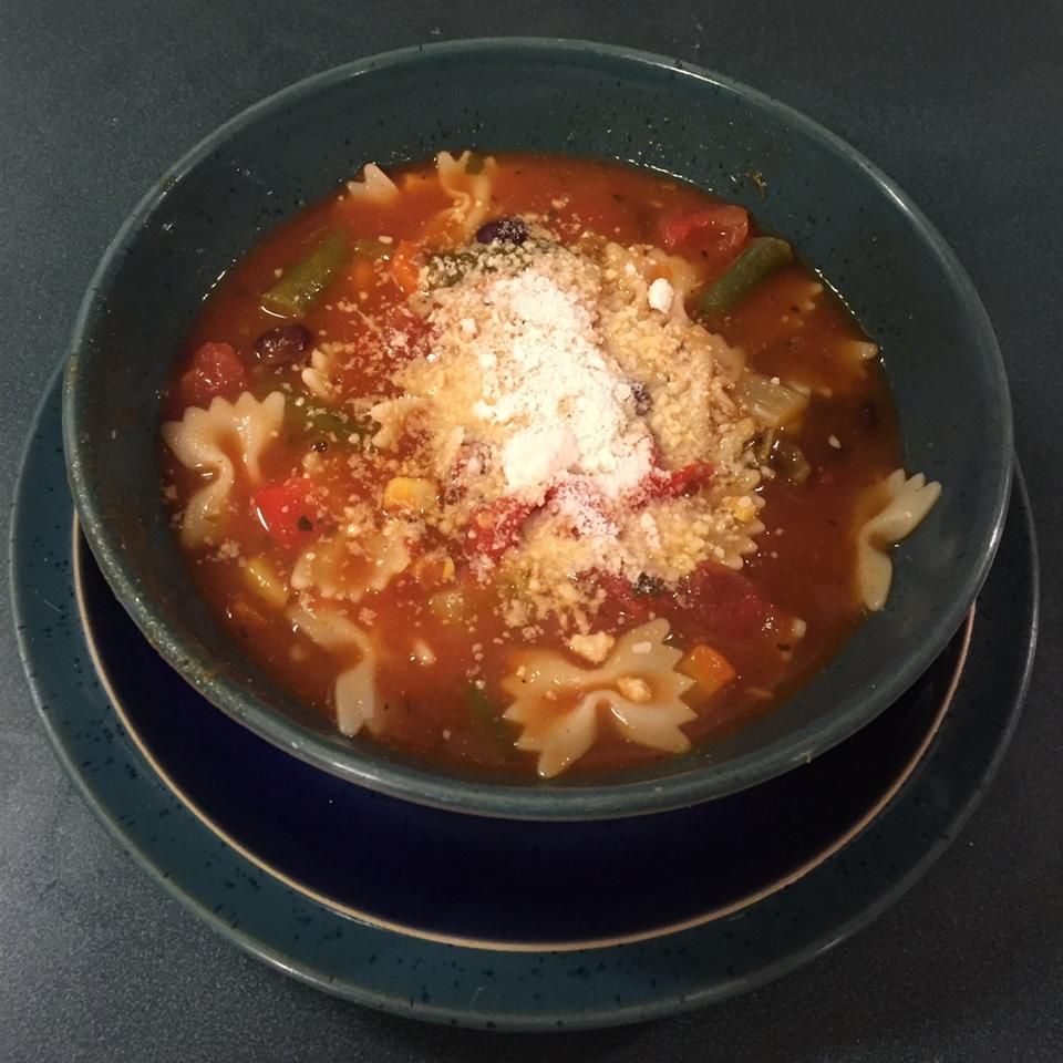 Hearty Minestrone Soup