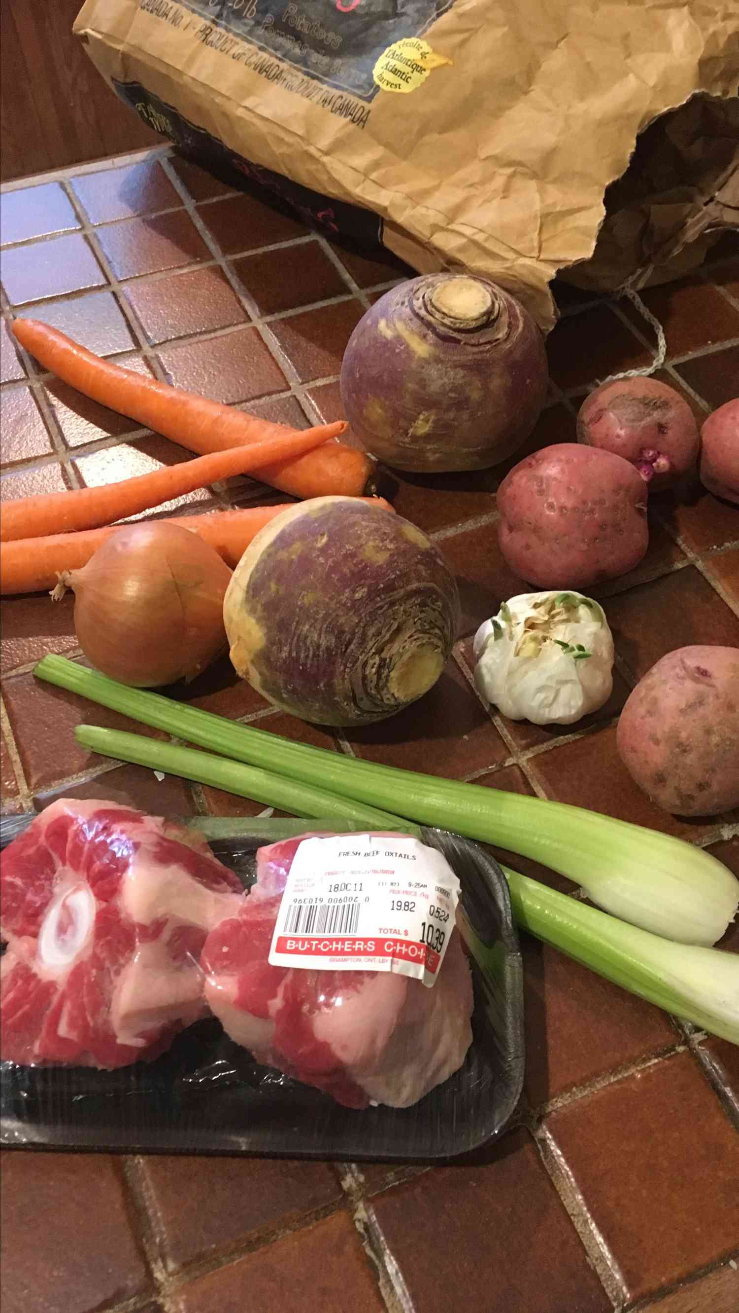 Hearty Oxtail Soup with Vegetables