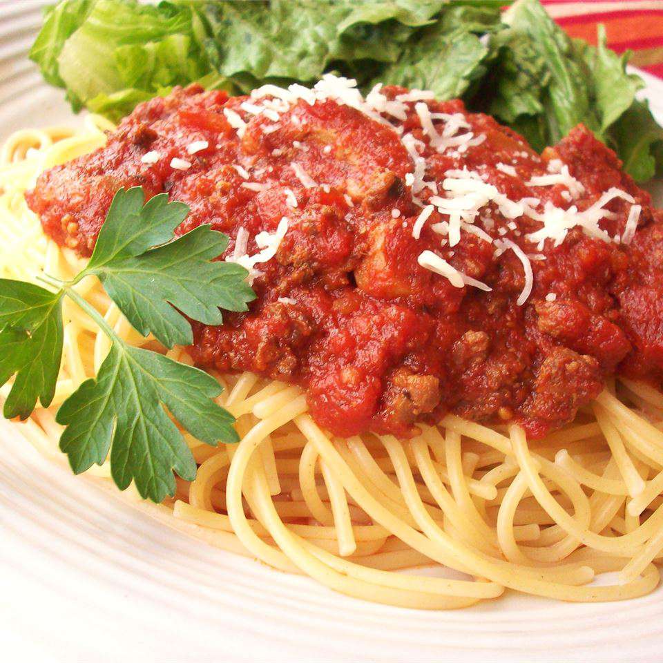 Hearty Slow Cooker Meat Sauce