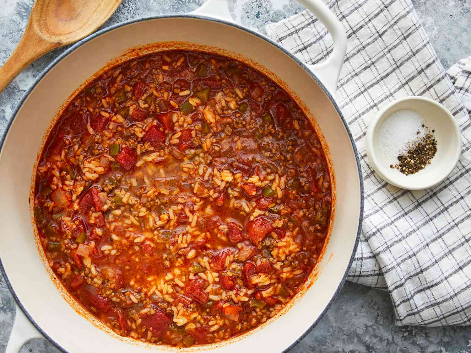 Hearty Stuffed Pepper Soup