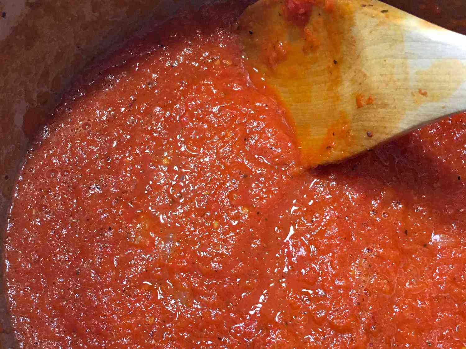 Homemade Canned Tomato Sauce