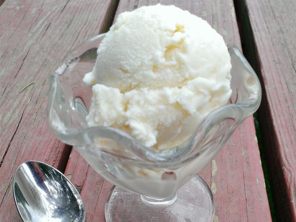 Homemade Vanilla Ice Cream