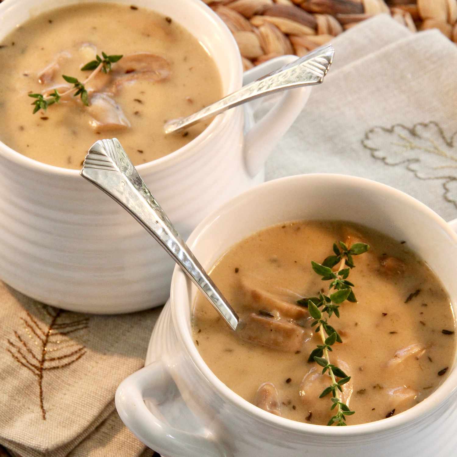 Instant Pot Creamy Mushroom Bisque