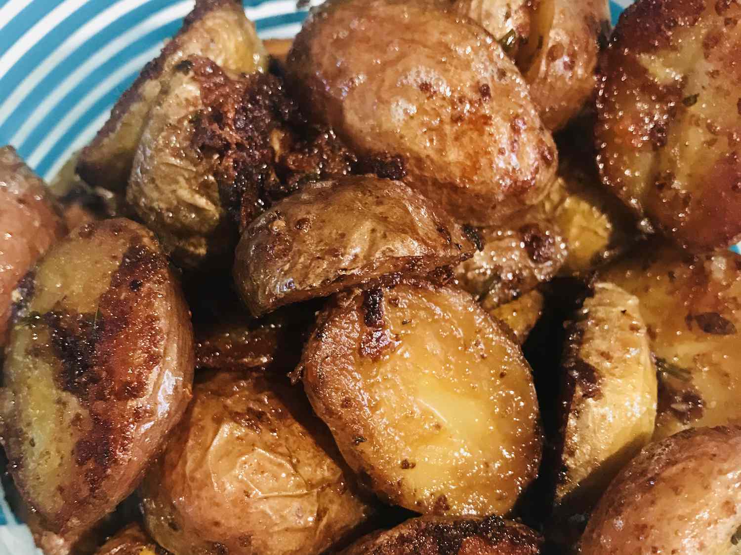 Instant Pot Garlic Herb Potatoes