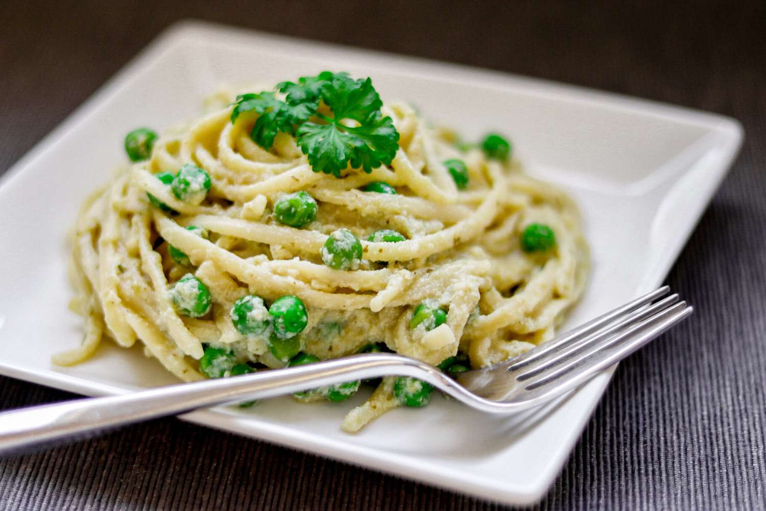 Instant Pot Pesto Linguine with Peas