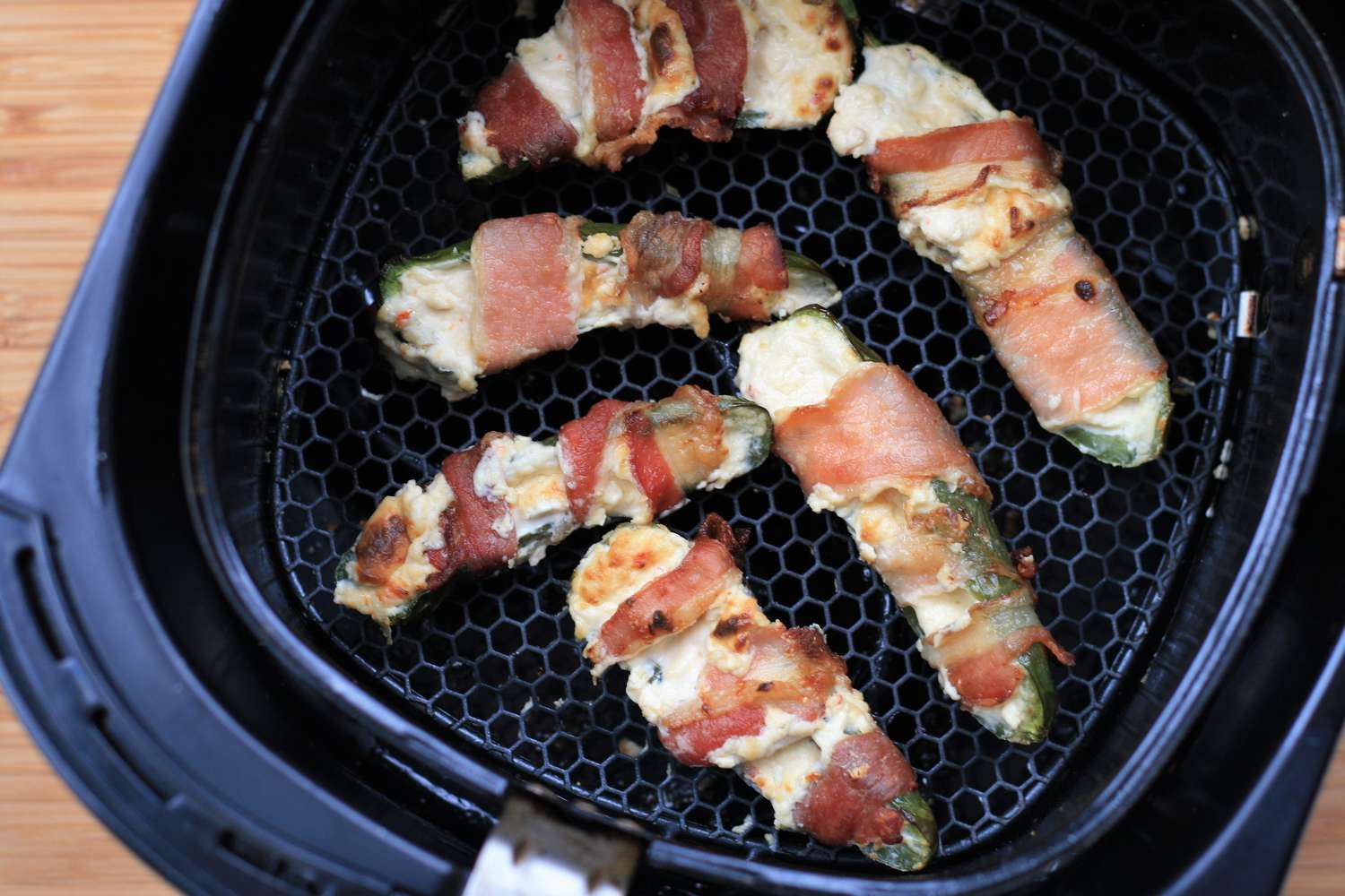 Keto Air-Fried Jalapeño Poppers