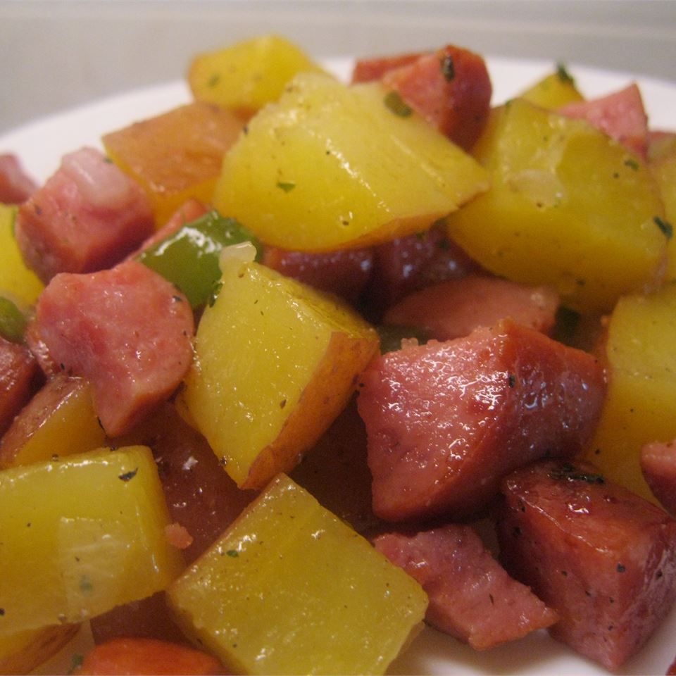 Kielbasa and Potato Skillet