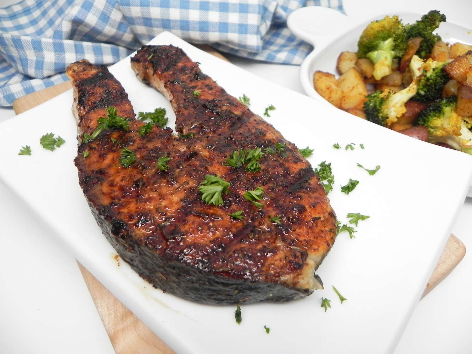 Lemon Pepper Grilled Salmon in Foil
