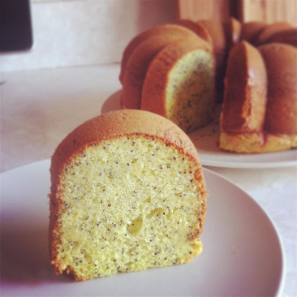 Lemon Poppy Seed Cake