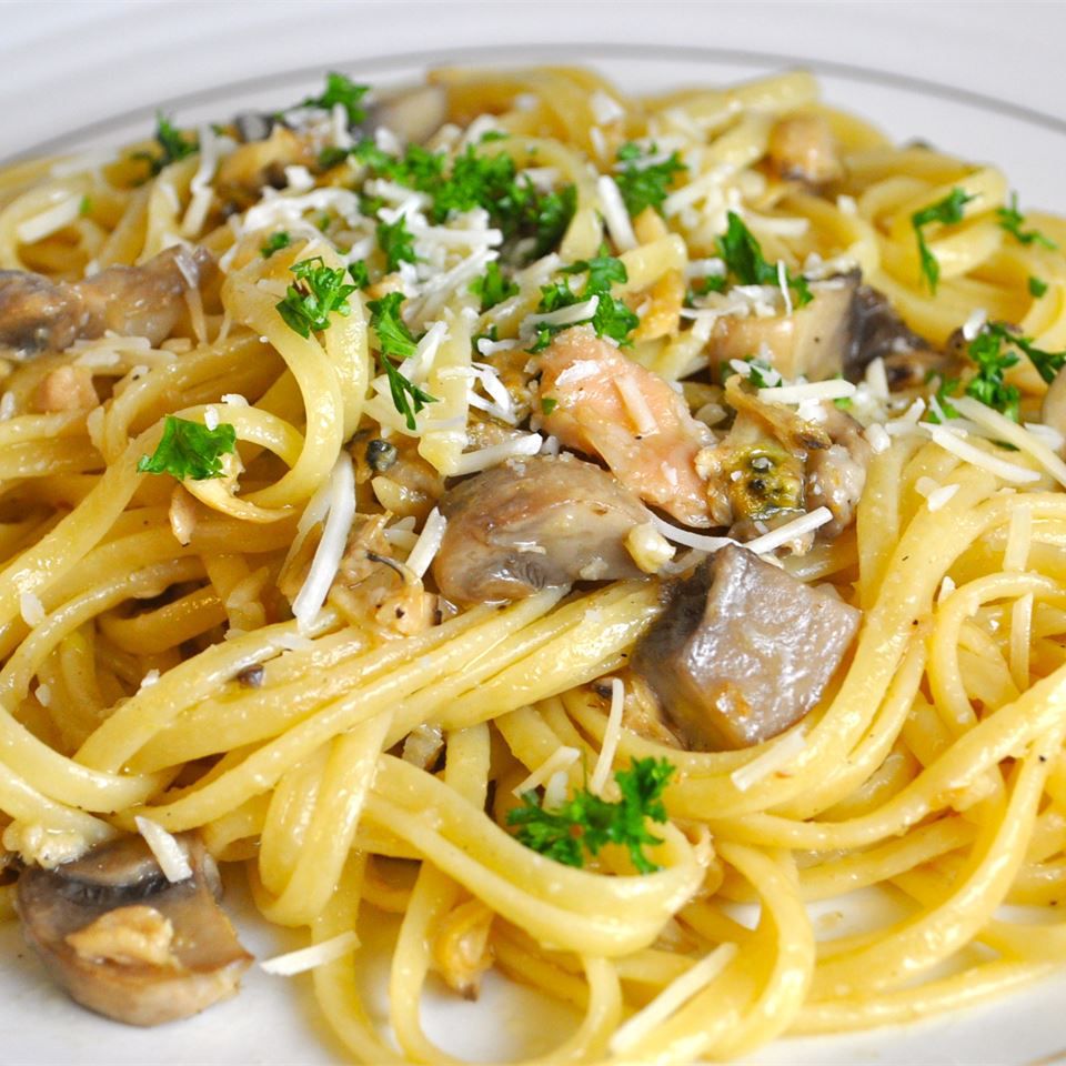 Linguine with Clam Sauce