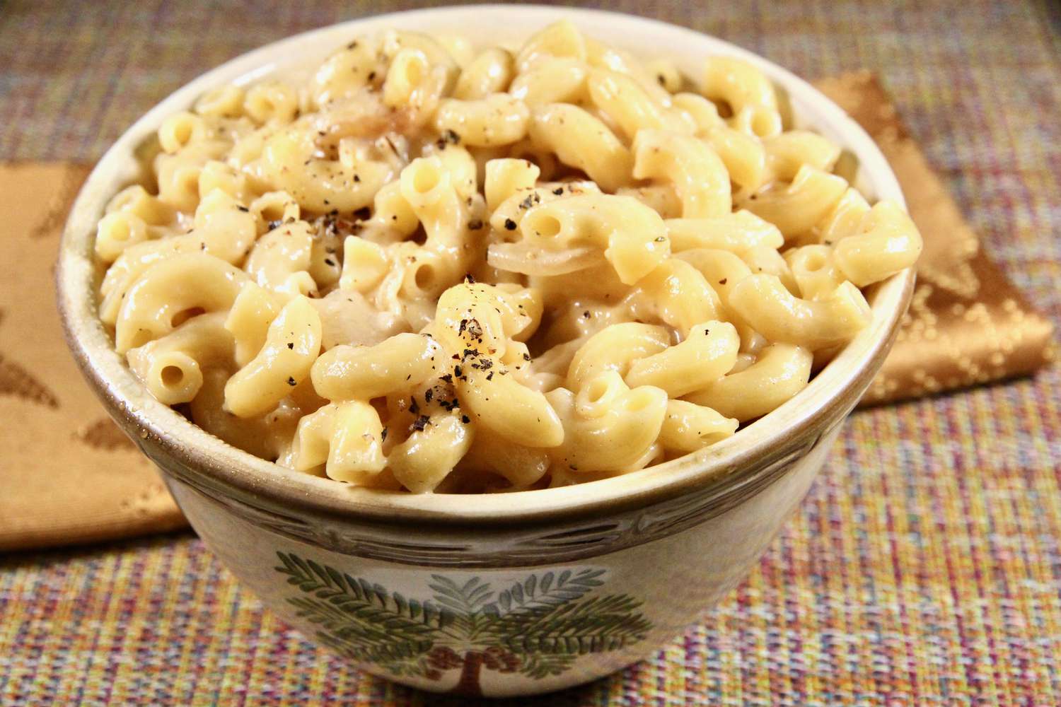 Mac and Cheese with French Onion Soup Twist