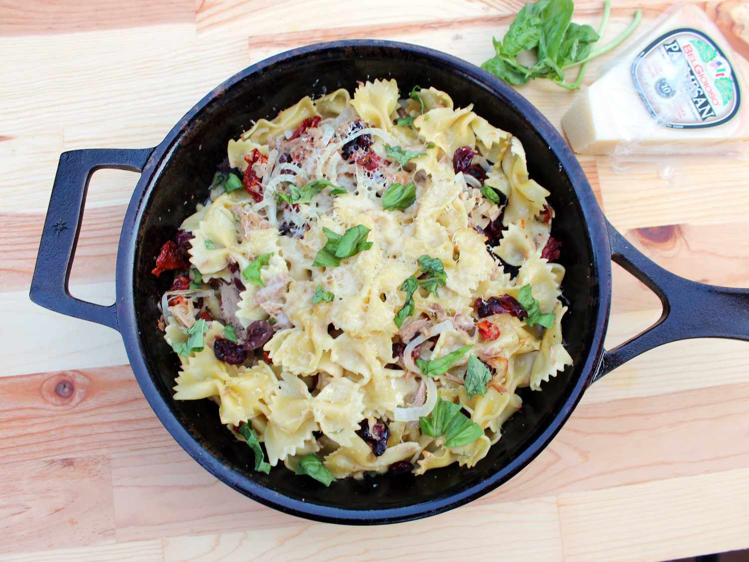 Mediterranean Tuna Skillet Casserole