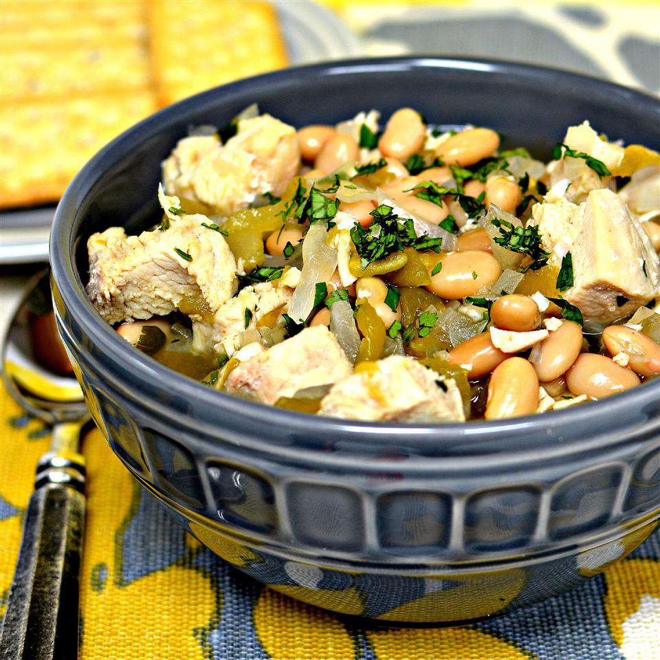 Mexican Chicken and White Bean Soup