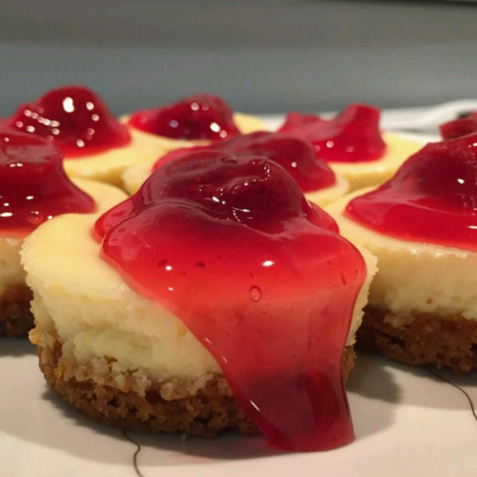 Mini Lemon Cheesecakes