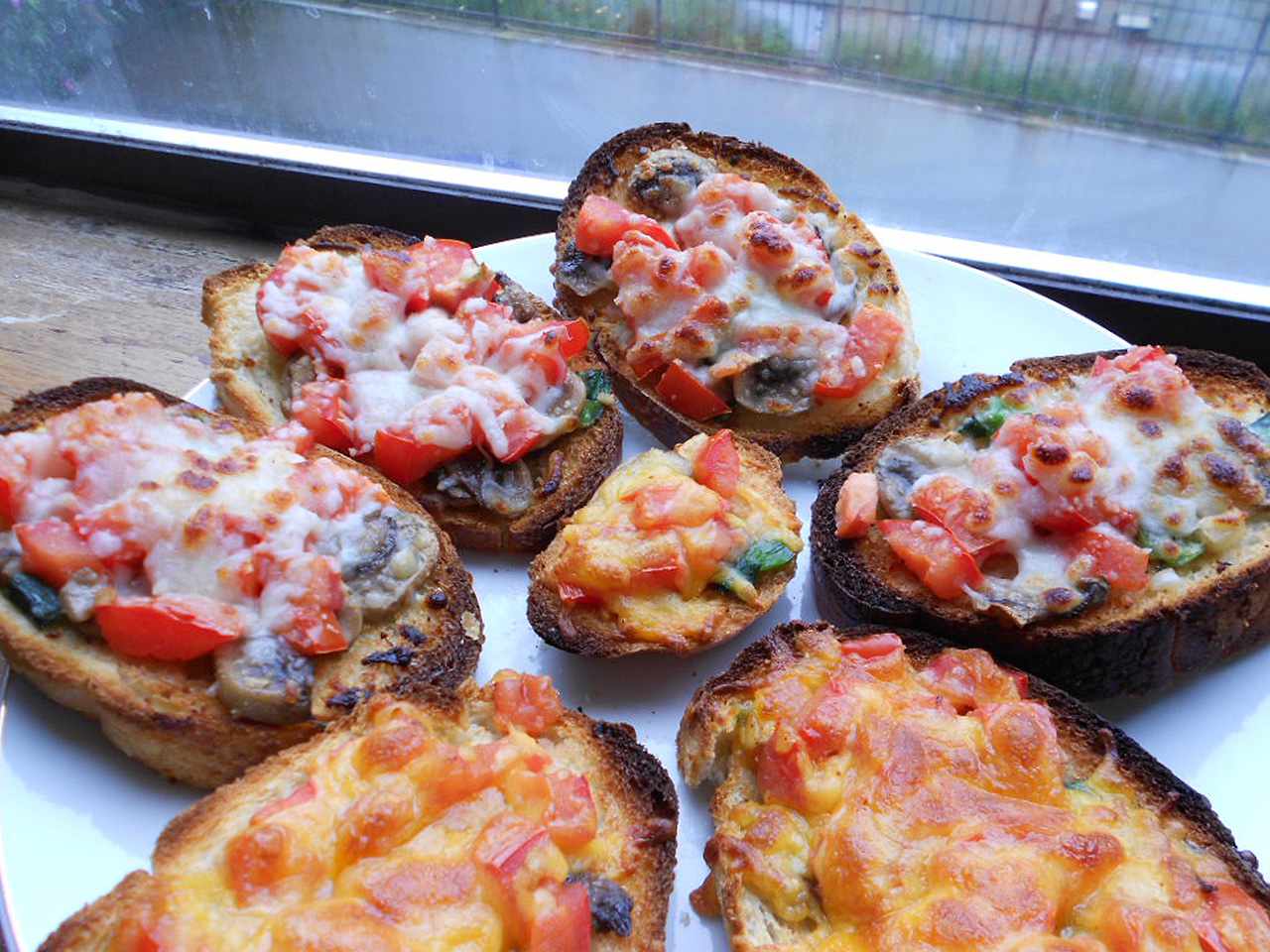 Mushroom Tomato Toasts