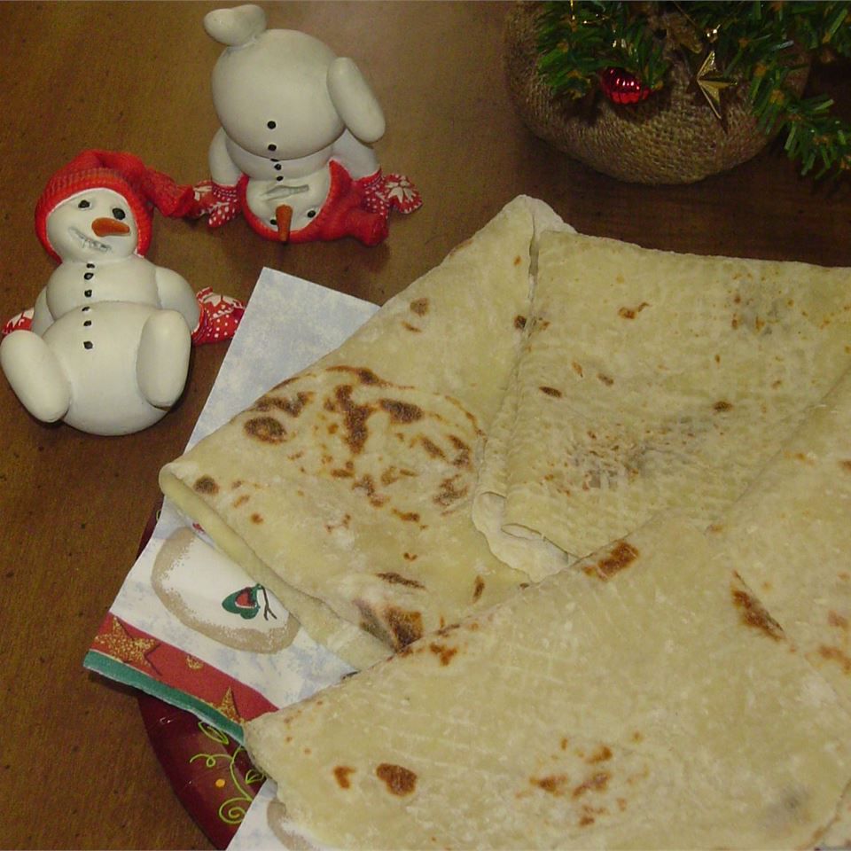 Norwegian Christmas Lefse