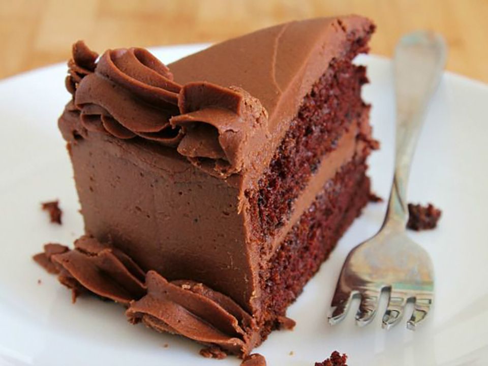 One-Bowl Chocolate Cake Delight