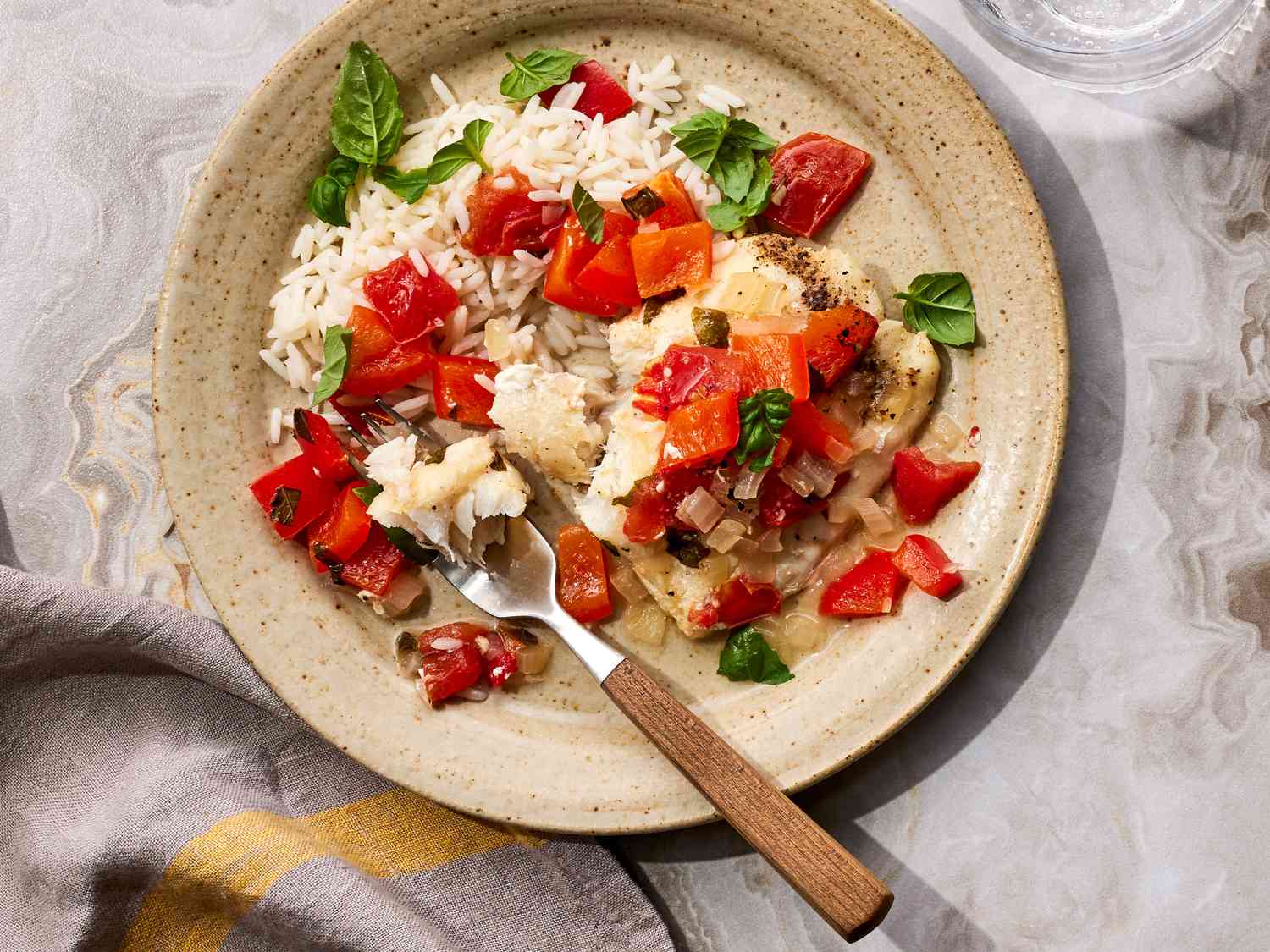 Oven-Baked Cod in Foil with Bell Peppers and Basil