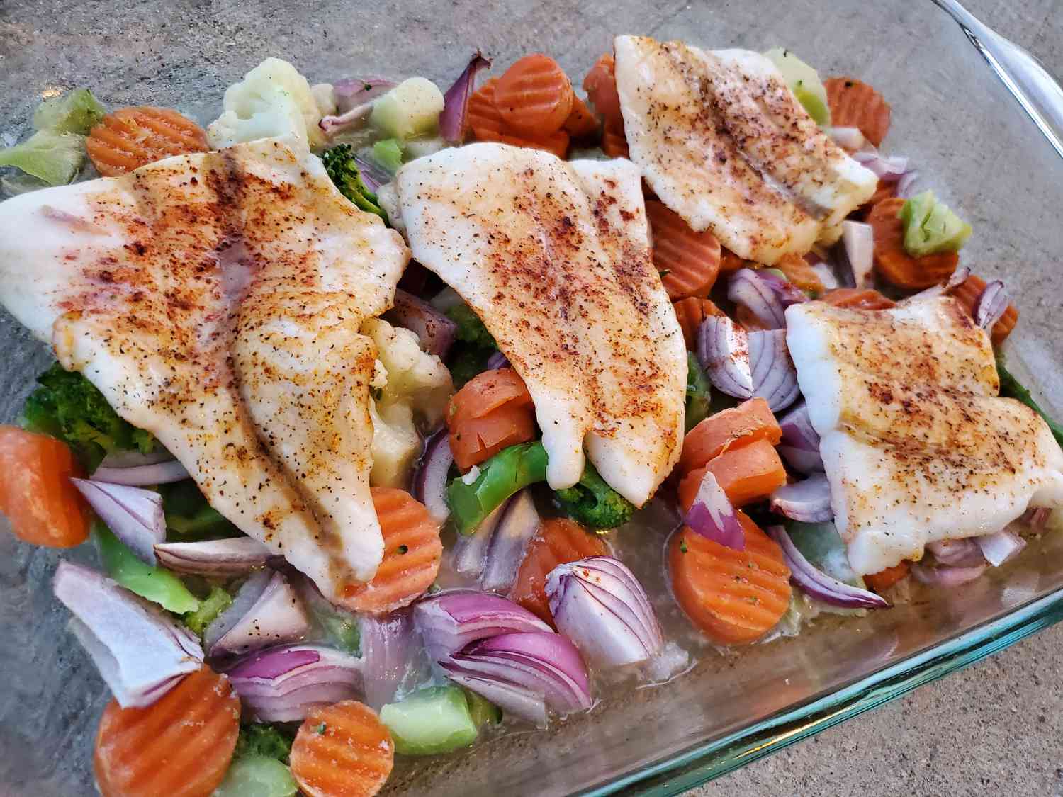 Oven-Baked Fish with Frozen Vegetables for a Quick Dinner
