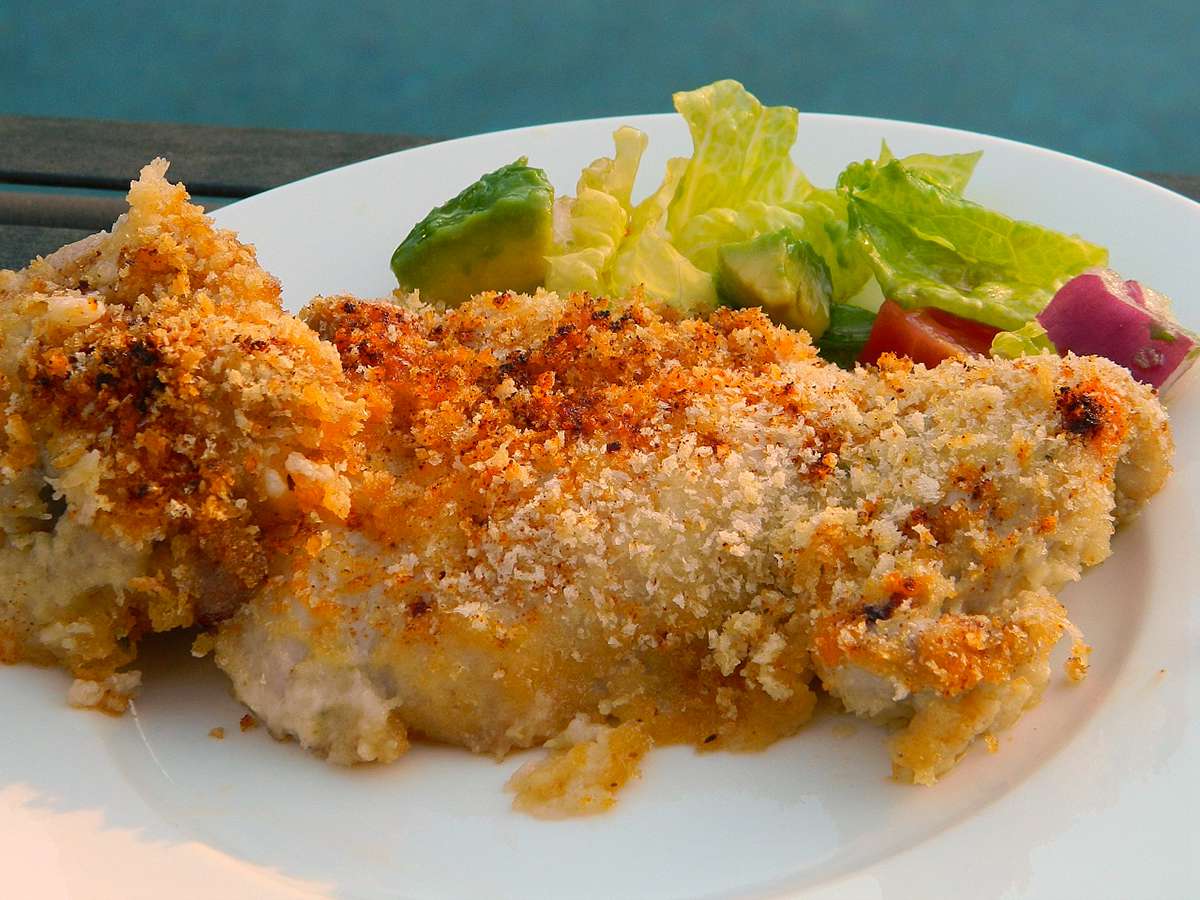 Paprika-Crusted Panko Chicken Thighs
