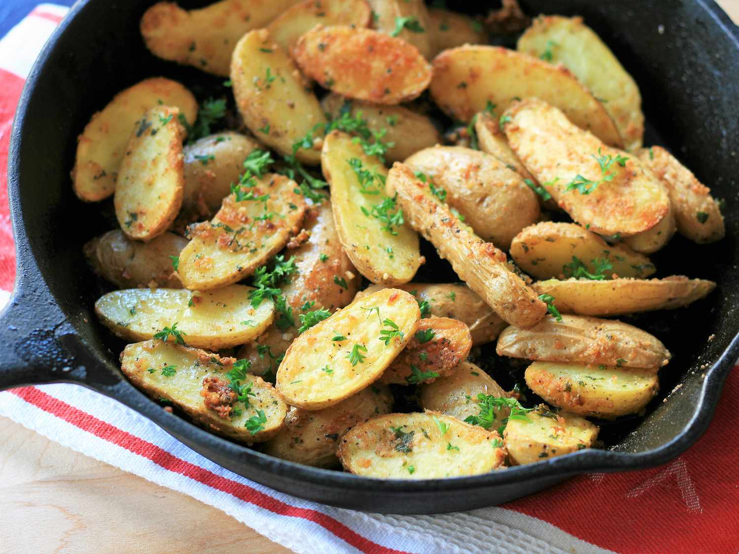 Parmesan Garlic Roasted Fingerling Potatoes