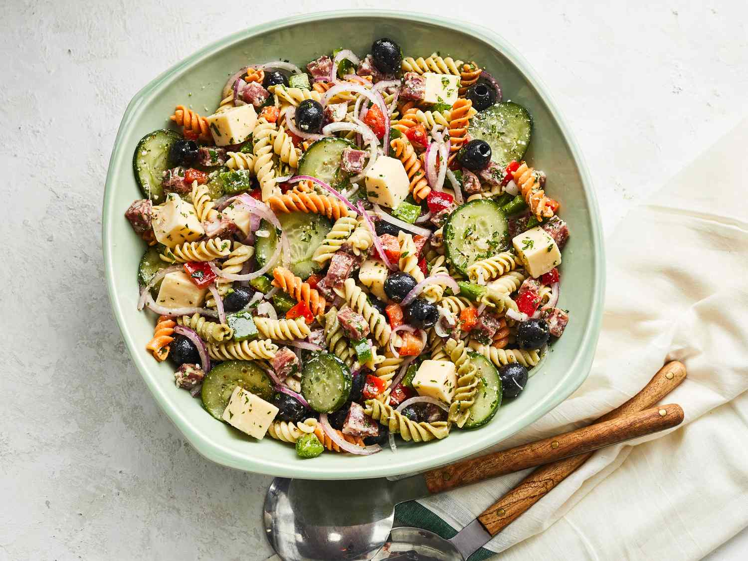 Pasta Salad with Garlic Dressing