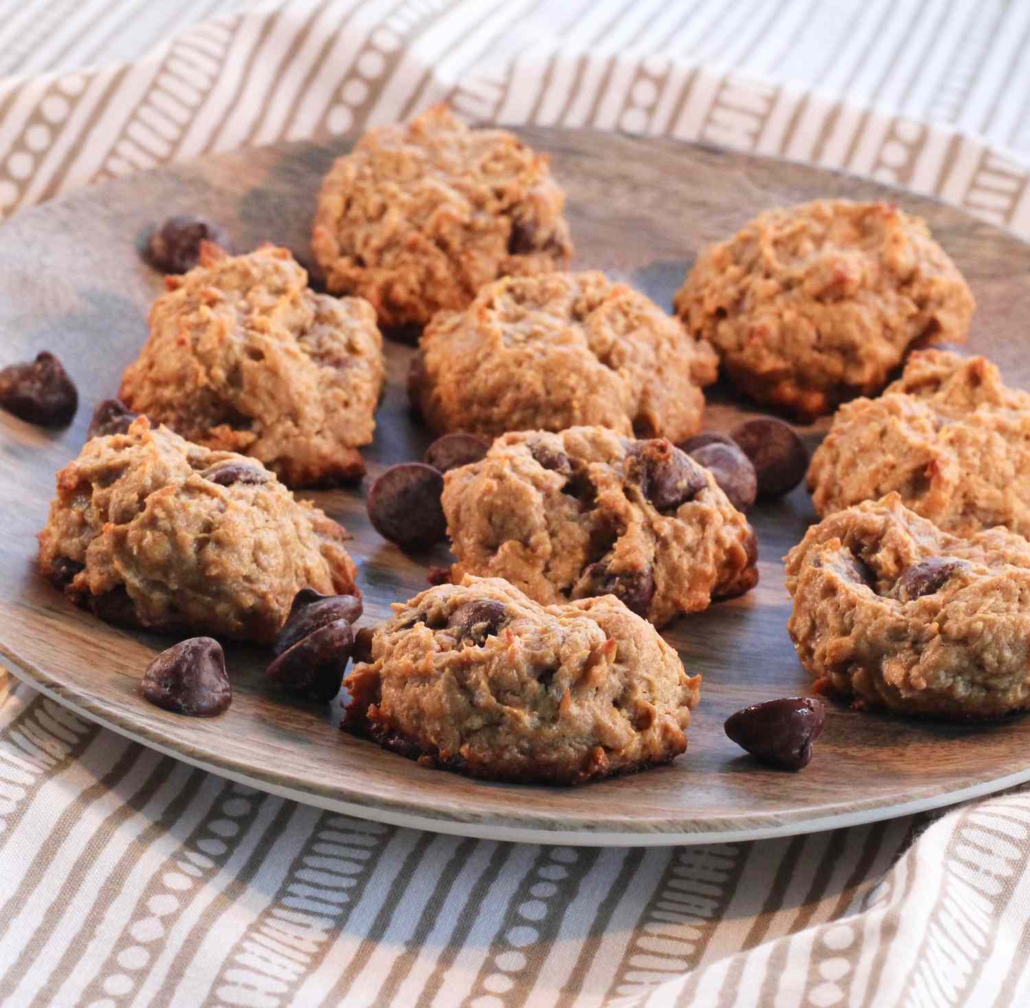 Peanut Butter Banana Oat Cookies