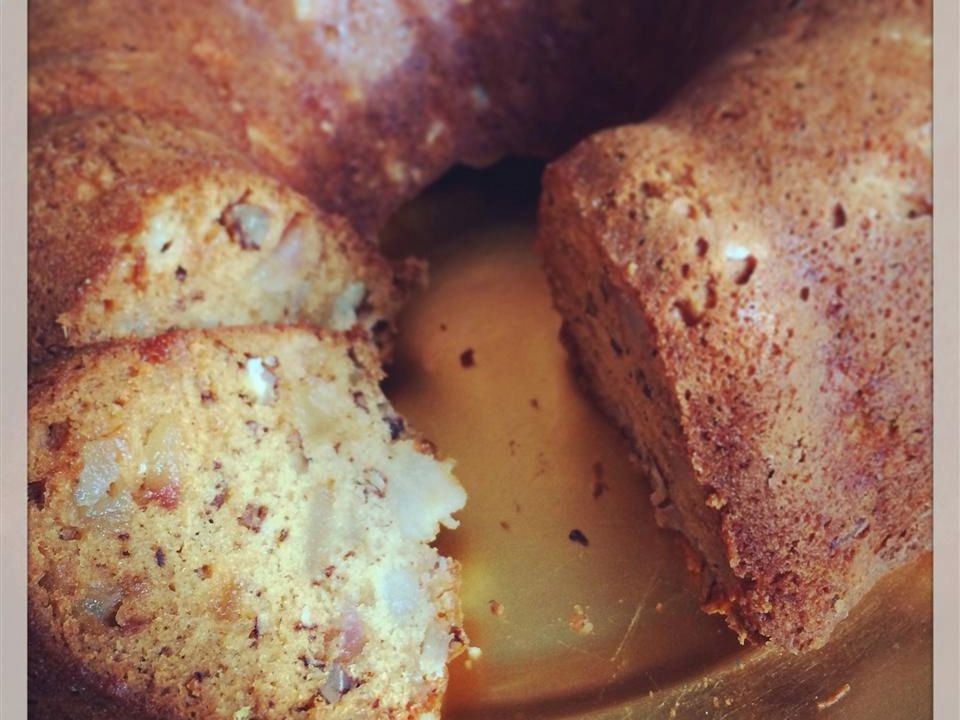 Pecan Pear Cake