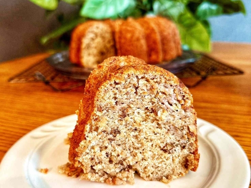 Banana-Nut Buttermilk Bundt Cake with Walnuts